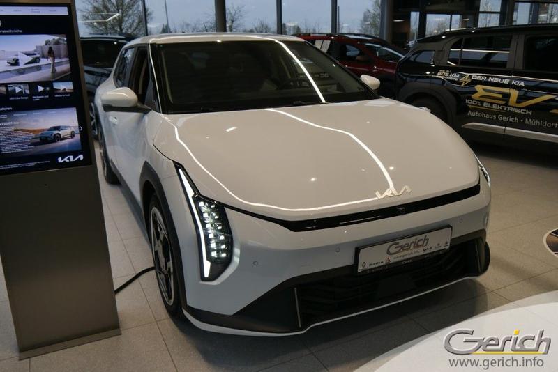 Kia EV4