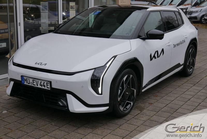 Kia EV4