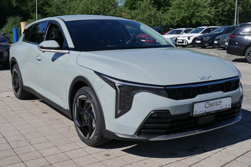 Kia K4