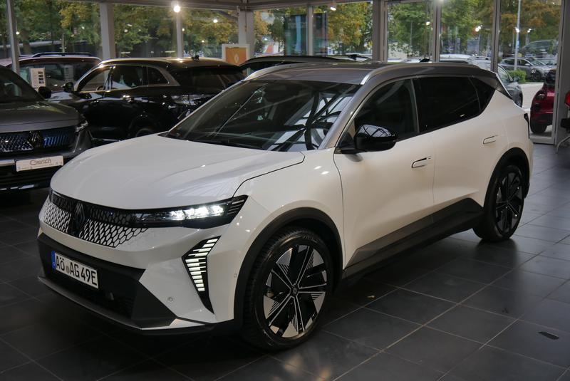 Renault Scenic E-TECH