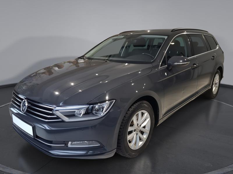 VW Passat Variant