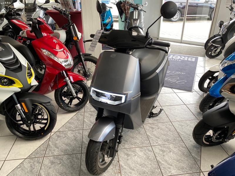 Sachs Andere