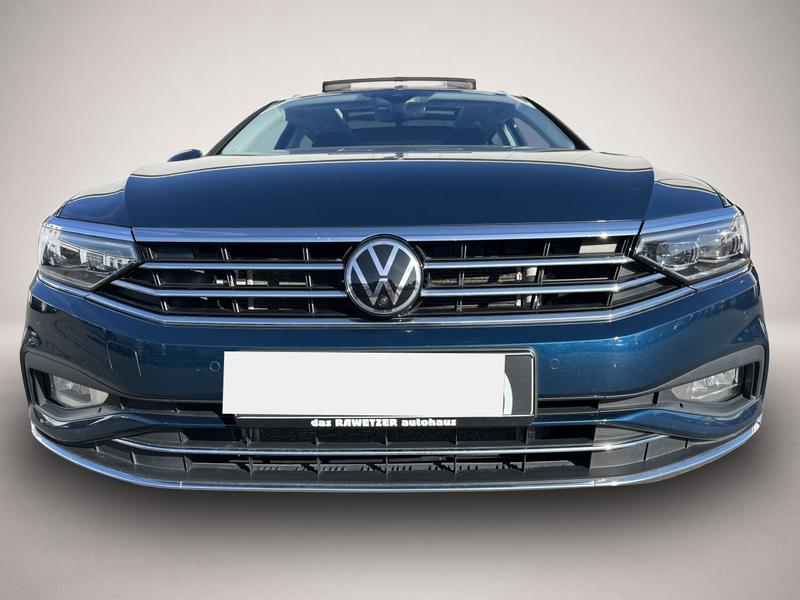 VW Passat Variant