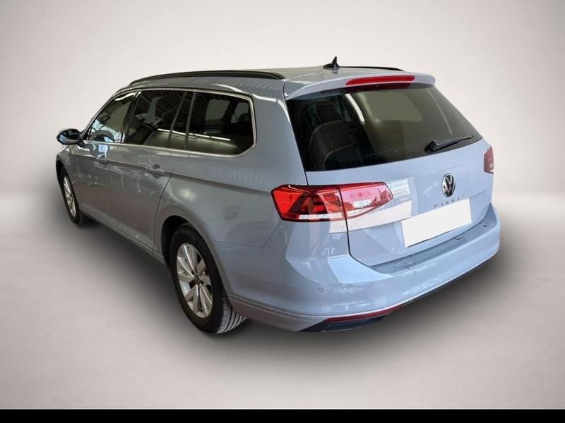 VW Passat Variant