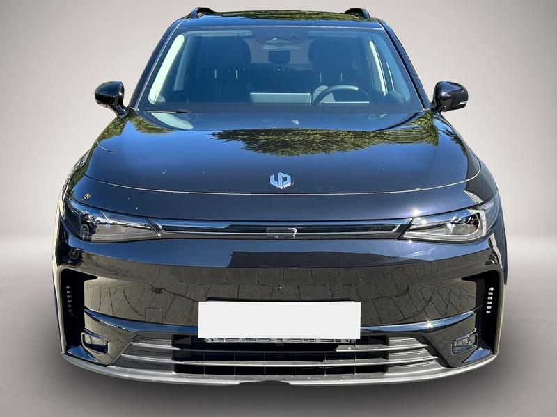 Leapmotor C10