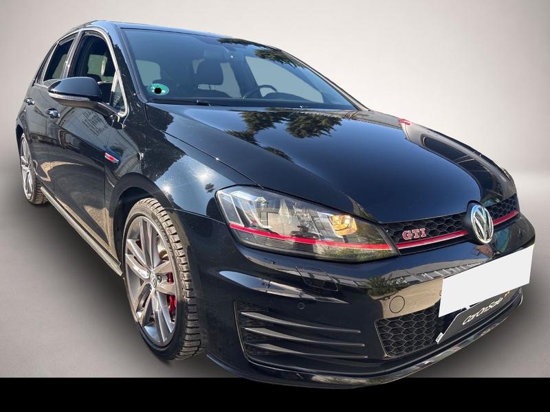 VW Golf