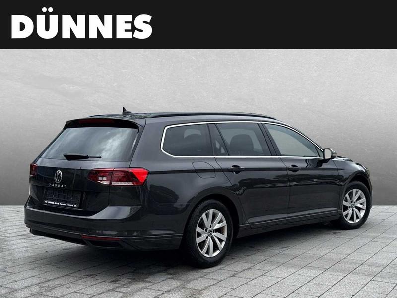 VW Passat Variant
