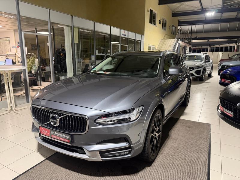 Volvo V90 Cross Country
