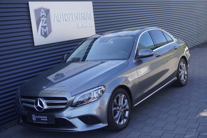 Mercedes-Benz C 220