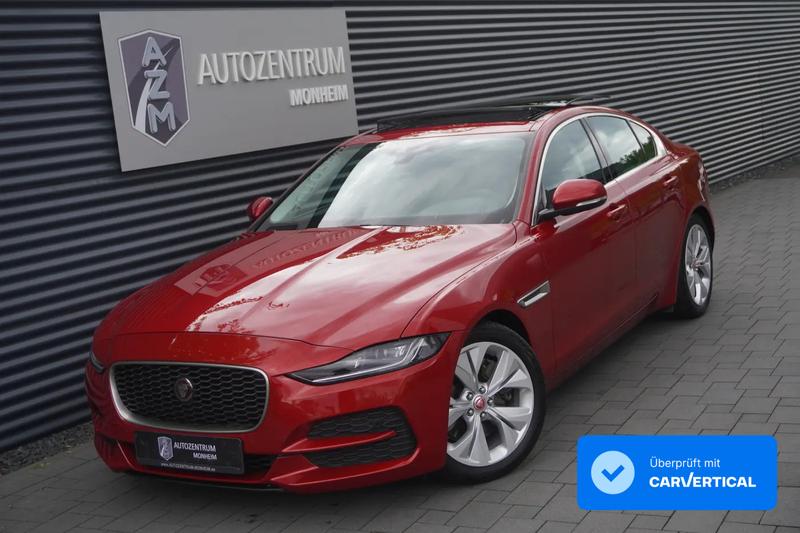 Jaguar XE