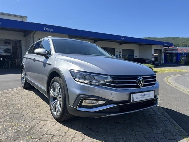 VW Passat Variant