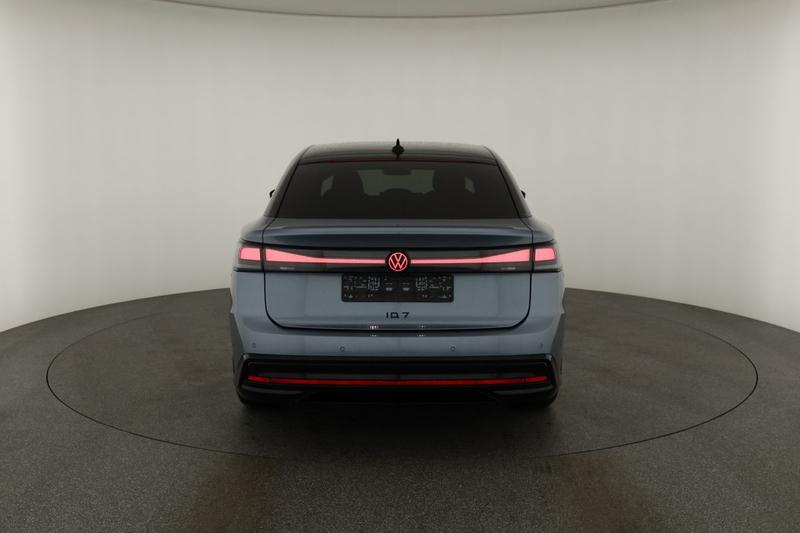 VW ID.7