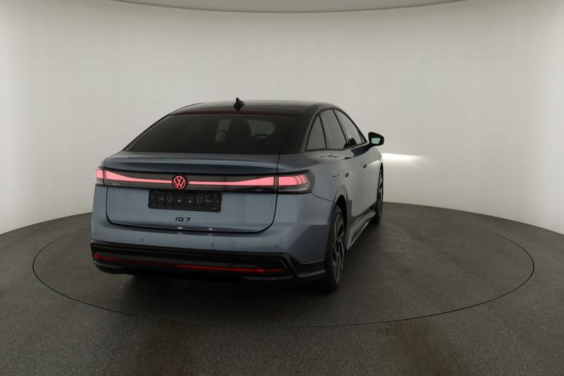 VW ID.7
