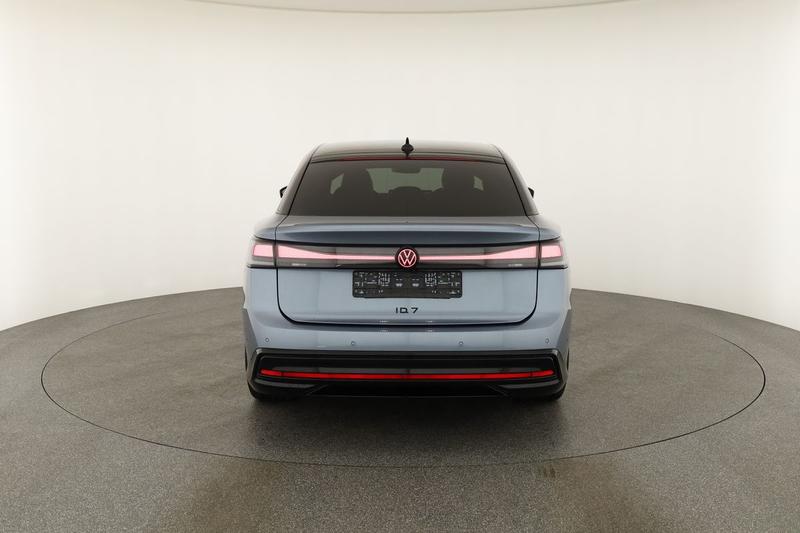 VW ID.7