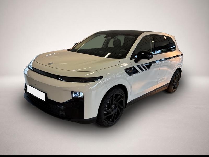 Leapmotor B10