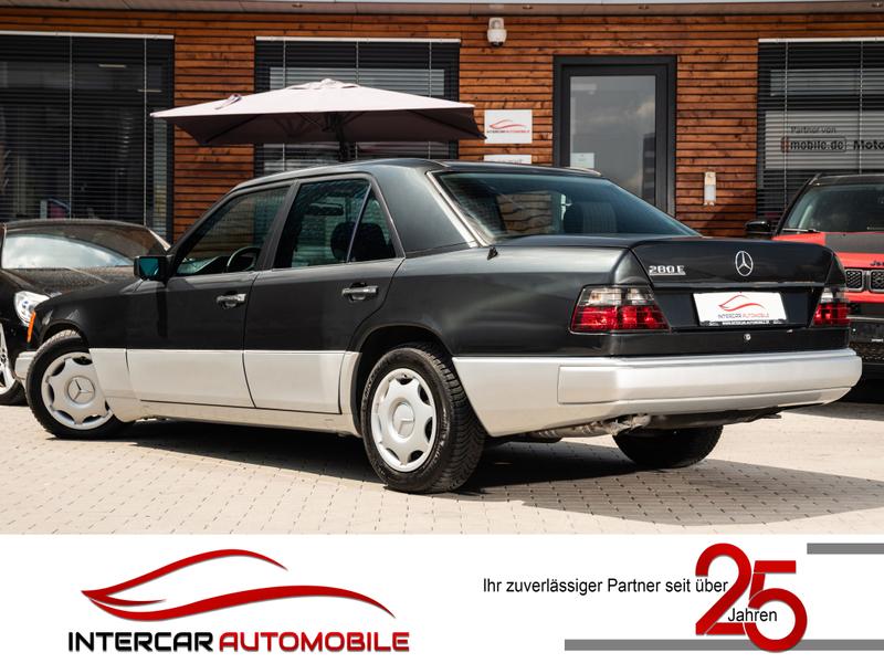 Mercedes-Benz E 280