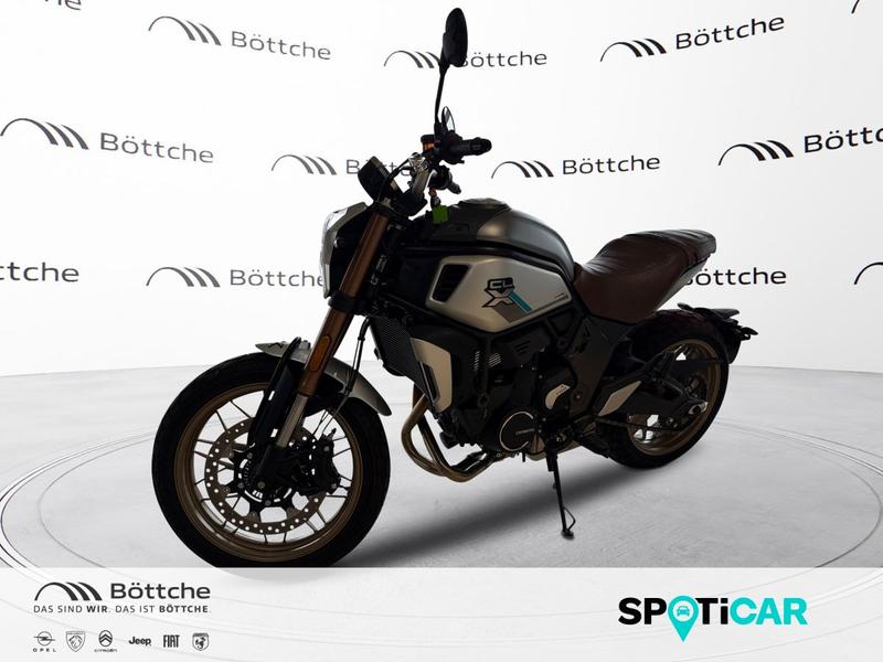 CFMOTO 700 CL-X