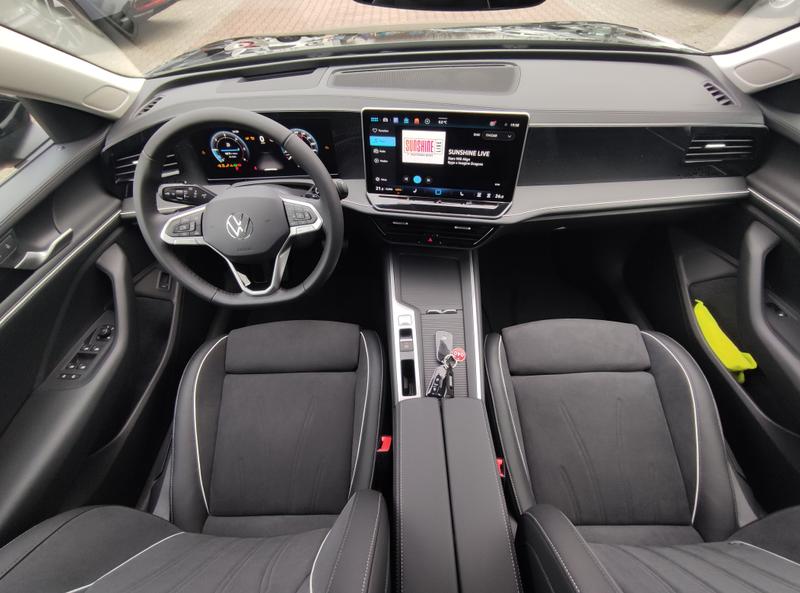 VW Passat Variant
