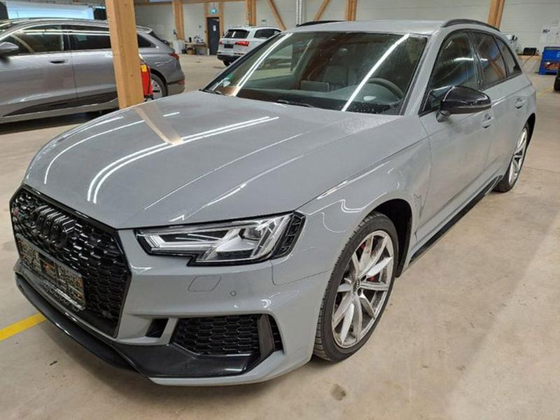 Audi RS4