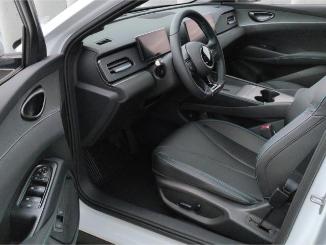 BYD SEAL 6