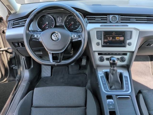 VW Passat Variant