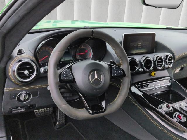 Mercedes-Benz AMG GT R