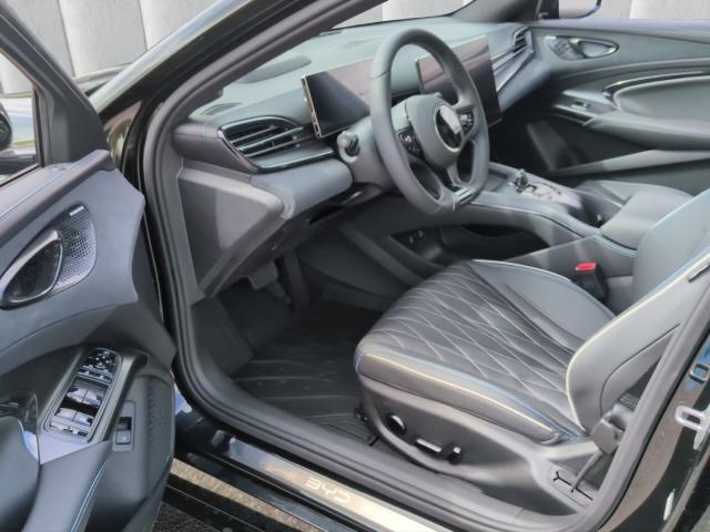 BYD SEAL