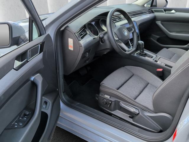 VW Passat Variant