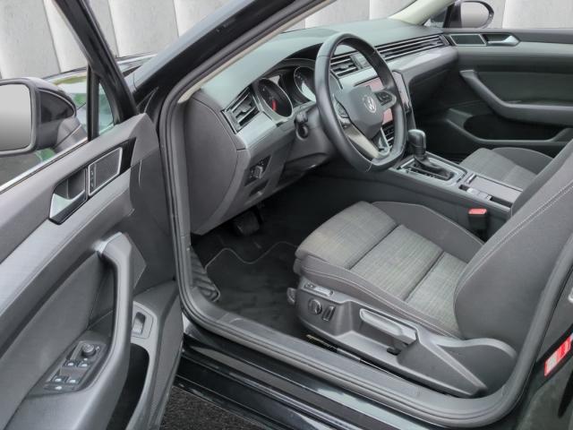 VW Passat Variant