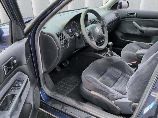 VW Golf