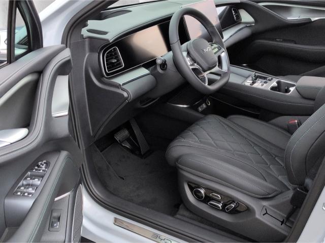 BYD SEALION 7