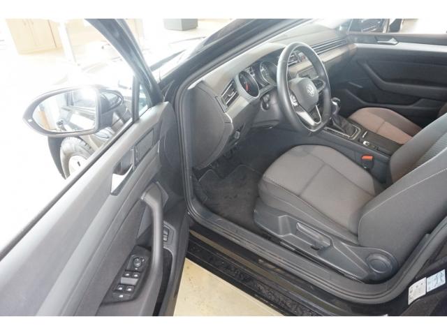 VW Passat Variant