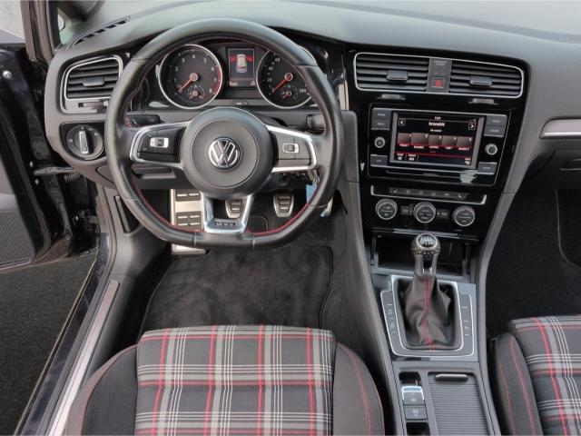 VW Golf GTI