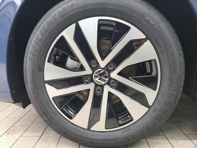 VW Golf Variant