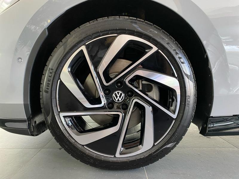 VW ID.7