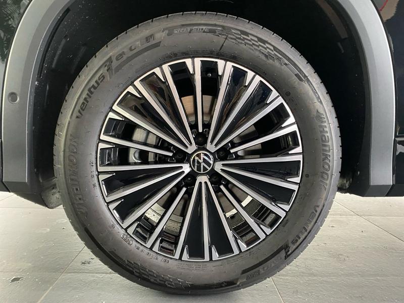 VW Tayron
