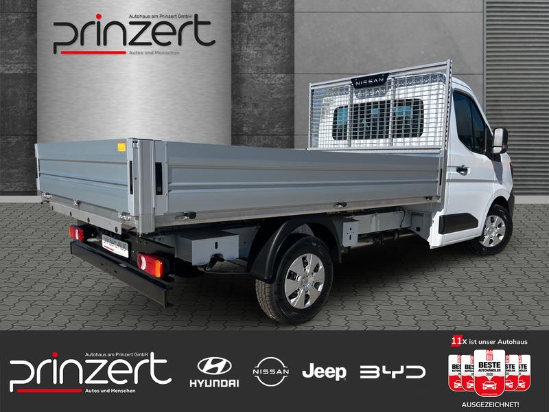 Nissan Interstar