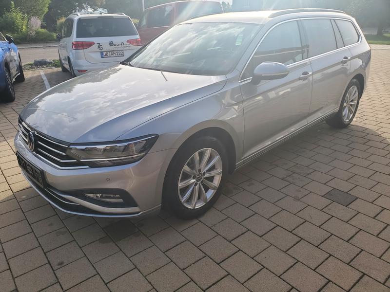 VW Passat Variant