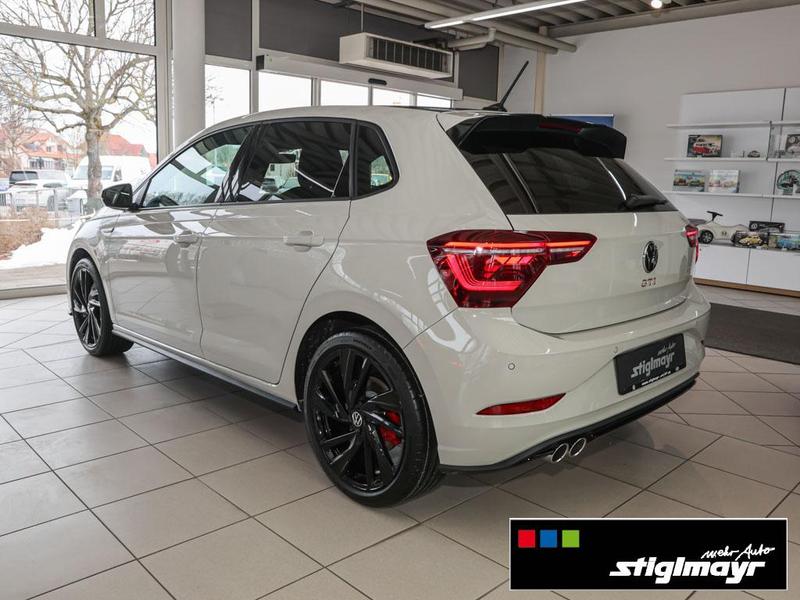 VW Polo