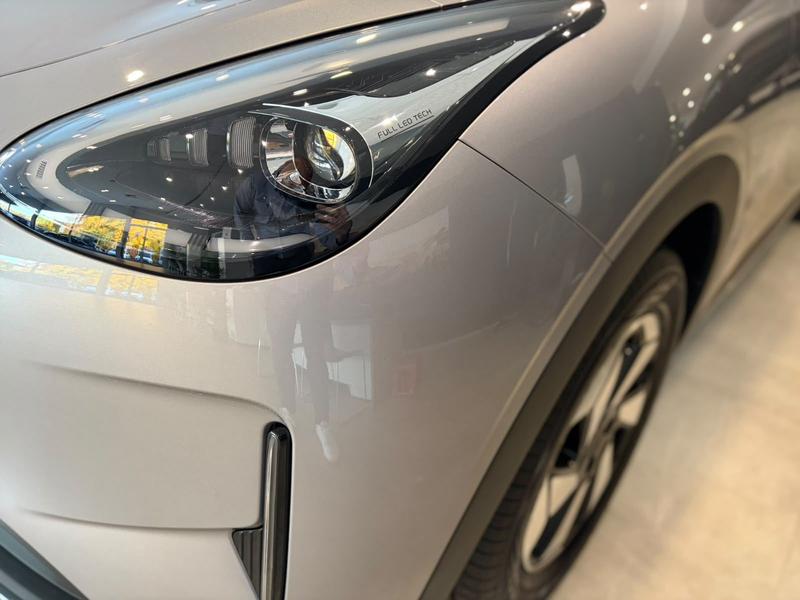 Geely E2