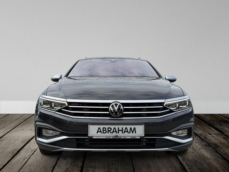 VW Passat Variant