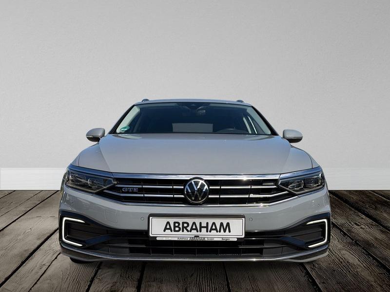 VW Passat Variant