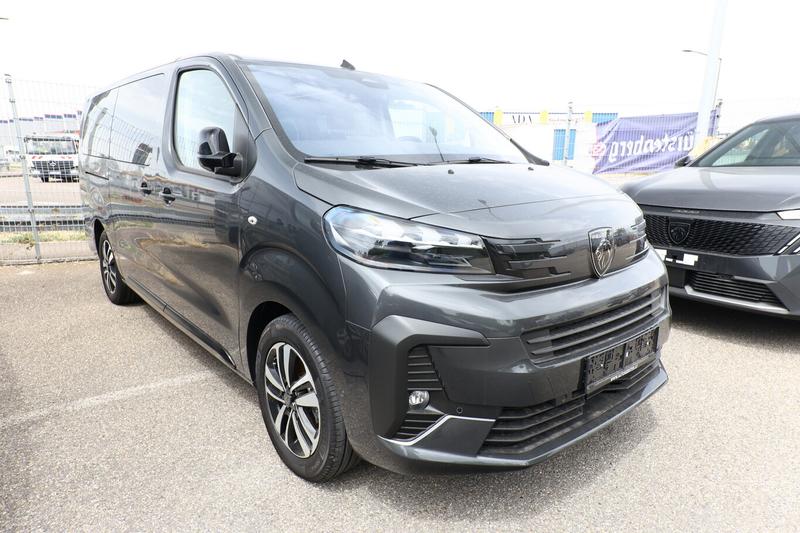 Peugeot Traveller