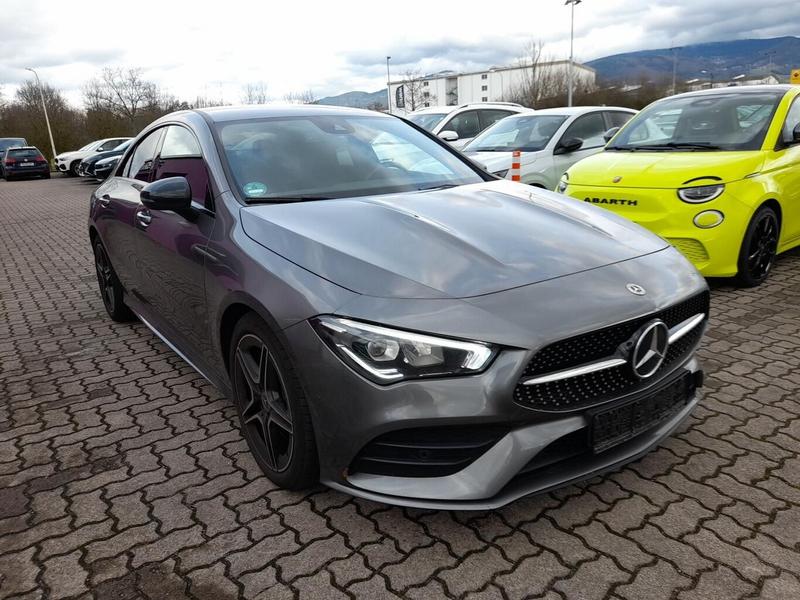 Mercedes-Benz CLA 200