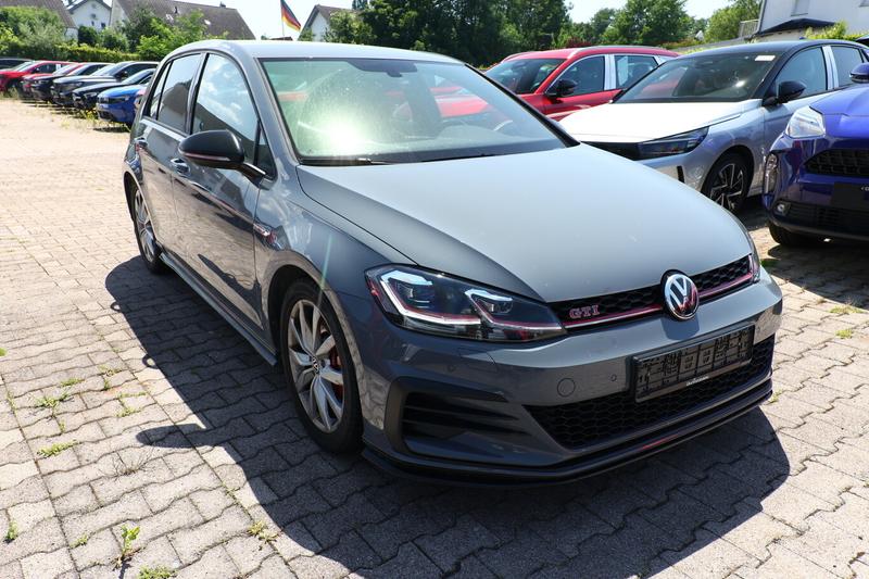 VW Golf