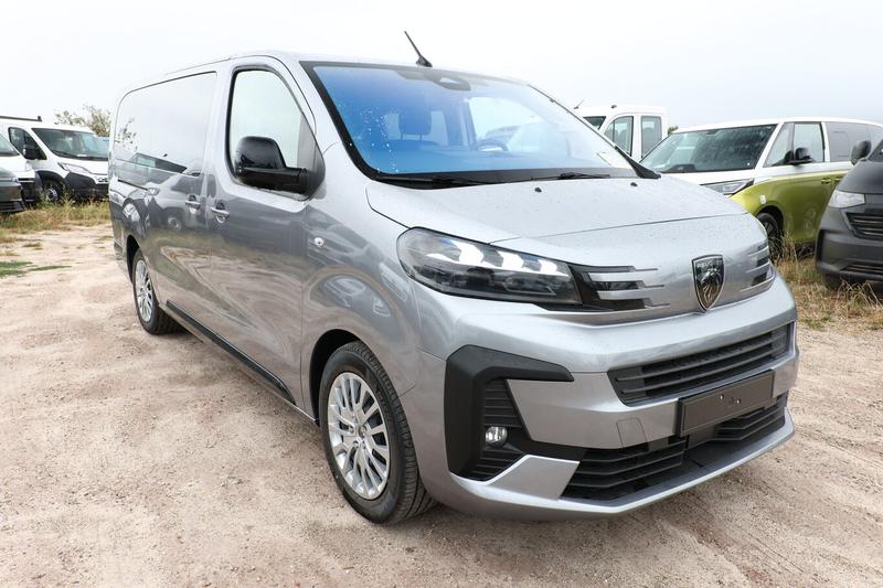 Peugeot Traveller