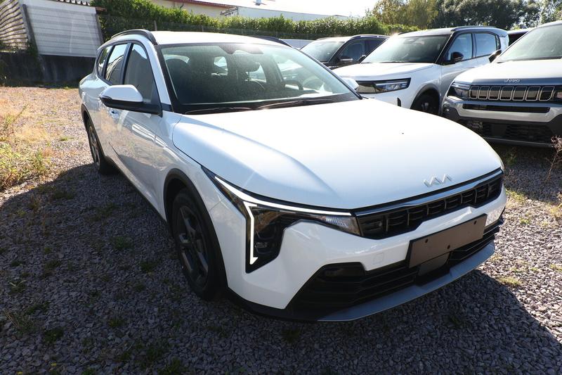 Kia K4
