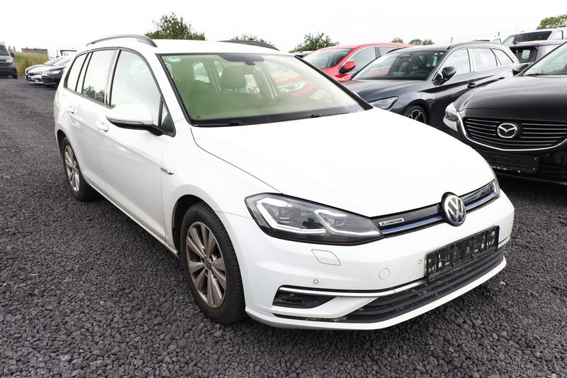 VW Golf
