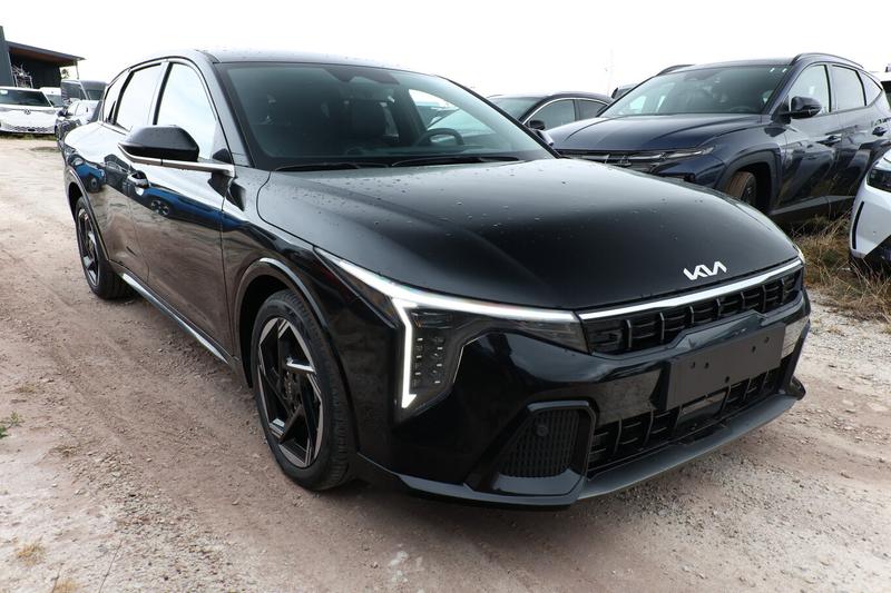 Kia K4