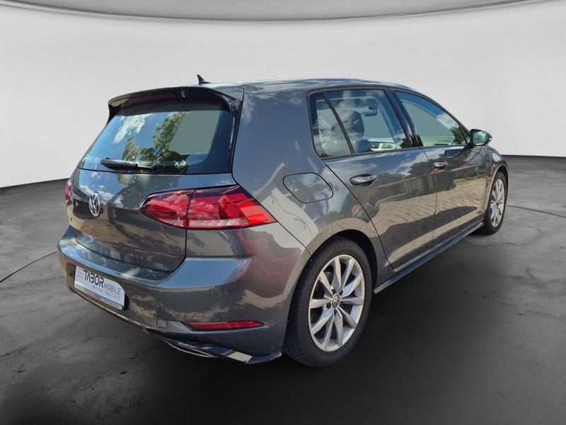 VW Golf